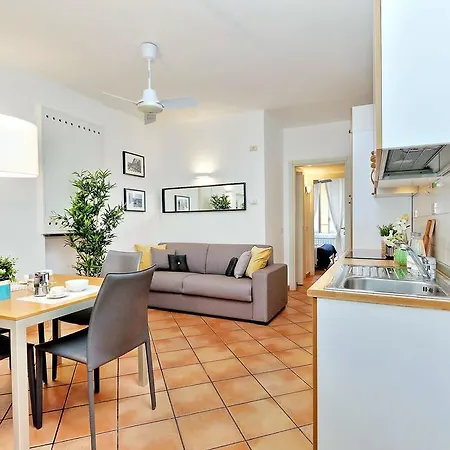 Apartment Hintown Movida Rising